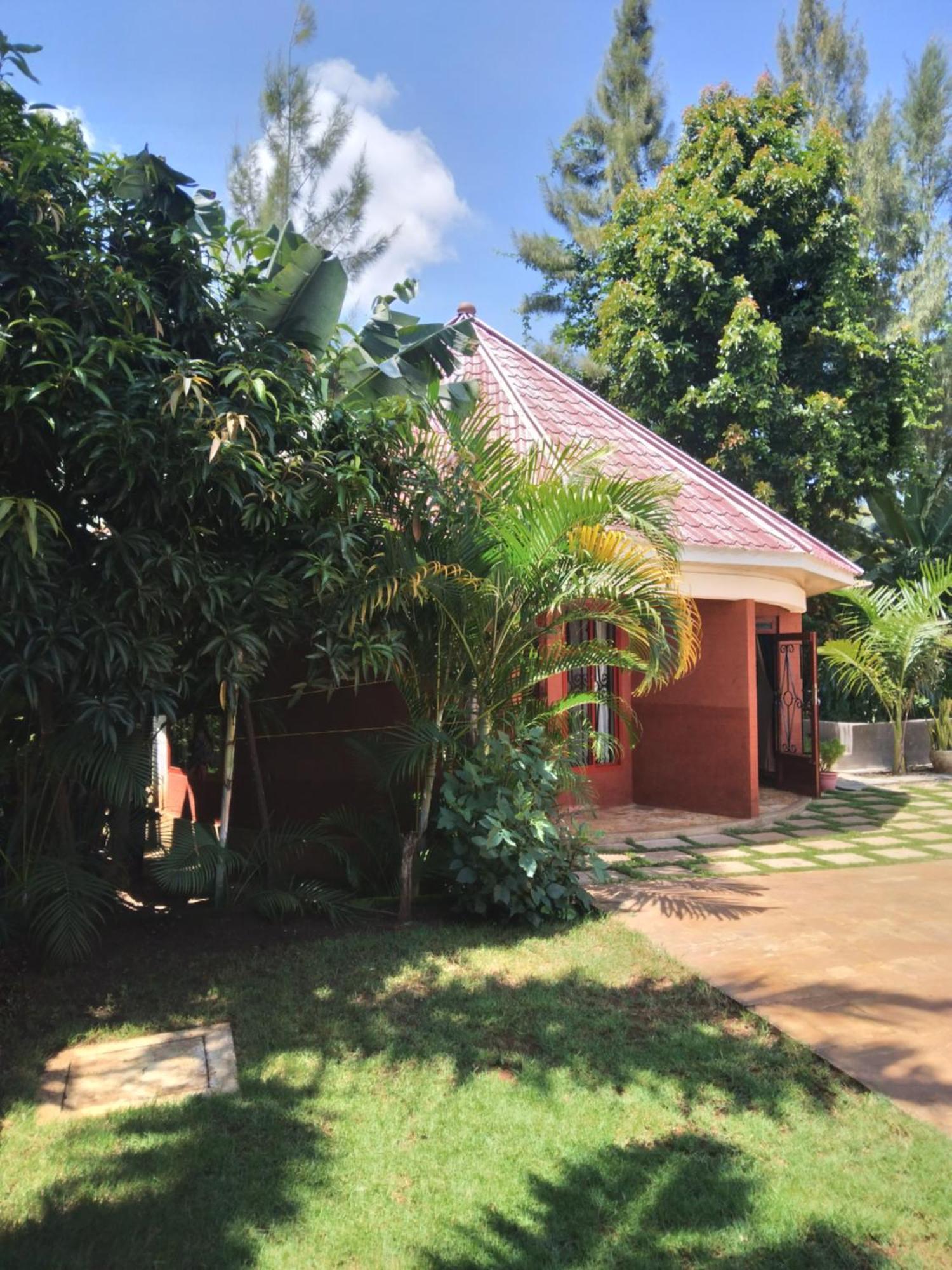 Sprunger Avenue - Tulia Homes Moshi Exterior foto