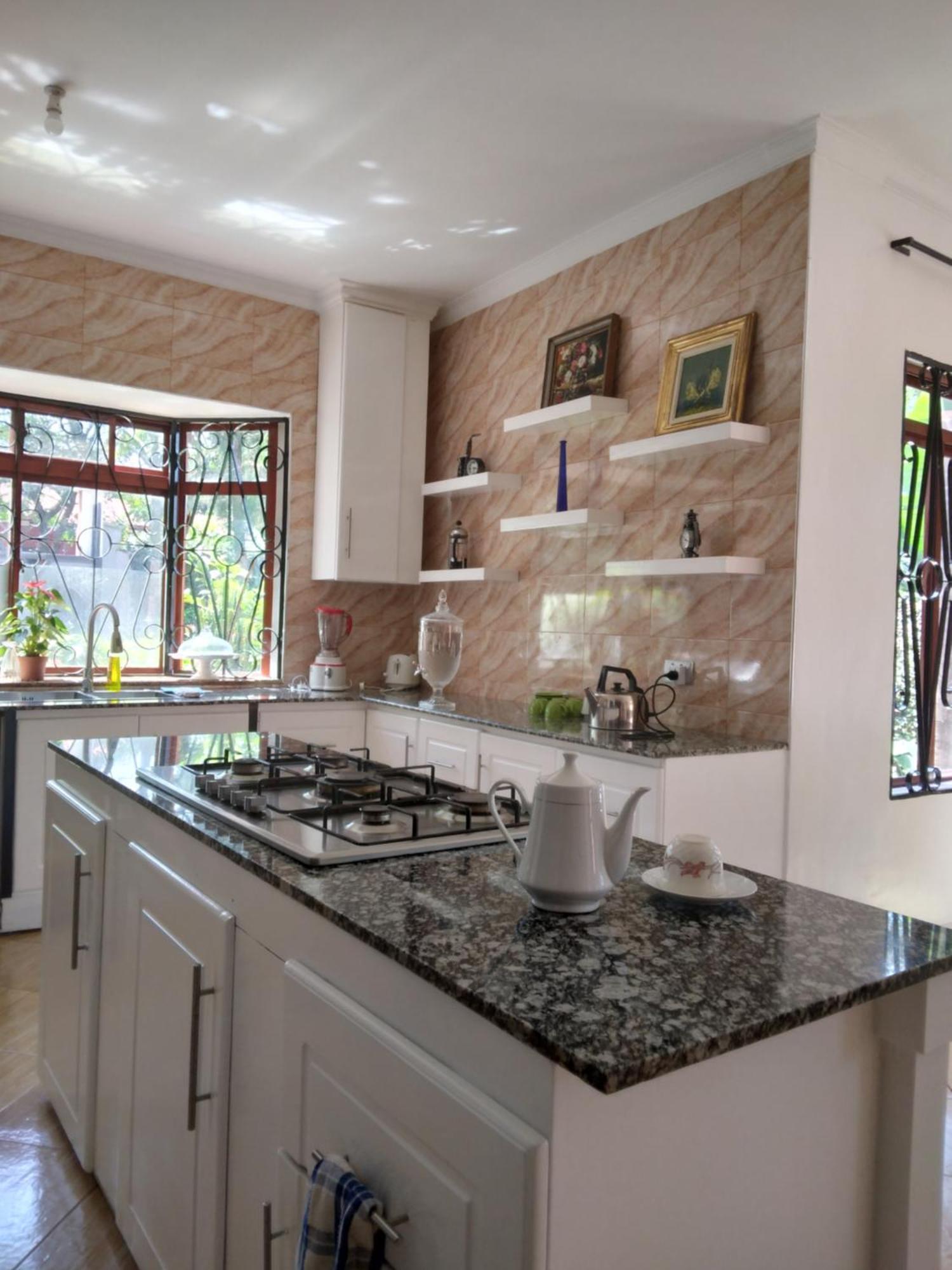 Sprunger Avenue - Tulia Homes Moshi Exterior foto